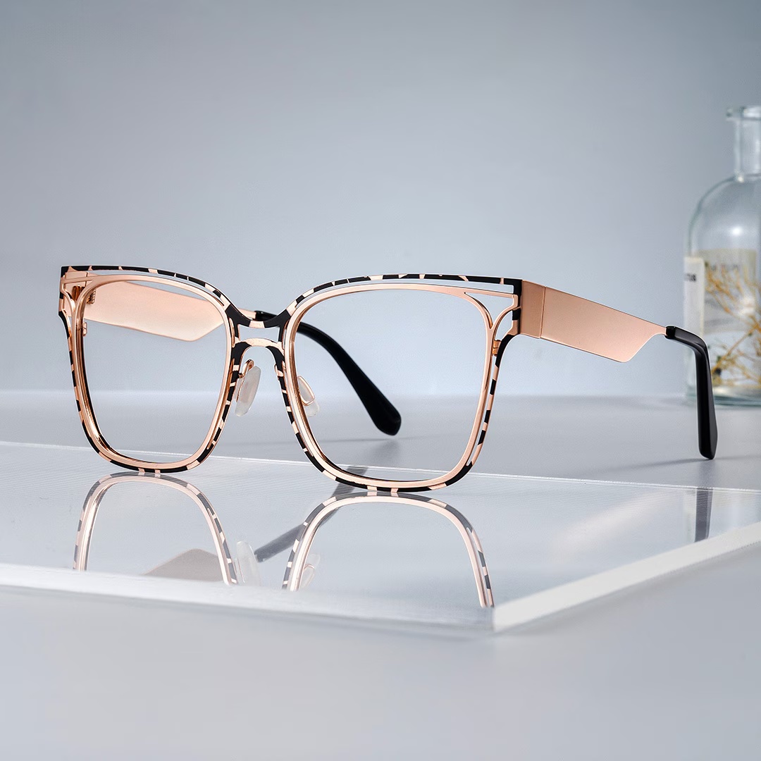 Dacarine Glasses - Dacarine Square Tortoise Glasses